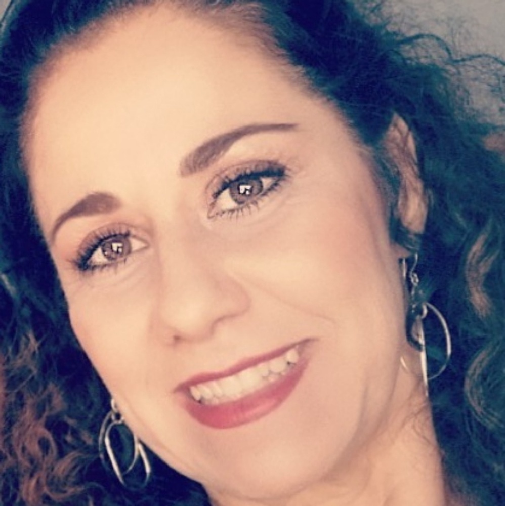 Meet your Posher, Raquel